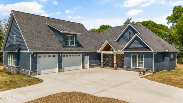 $895,000 | 123 Itawa Trail, Vonore, TN 37885