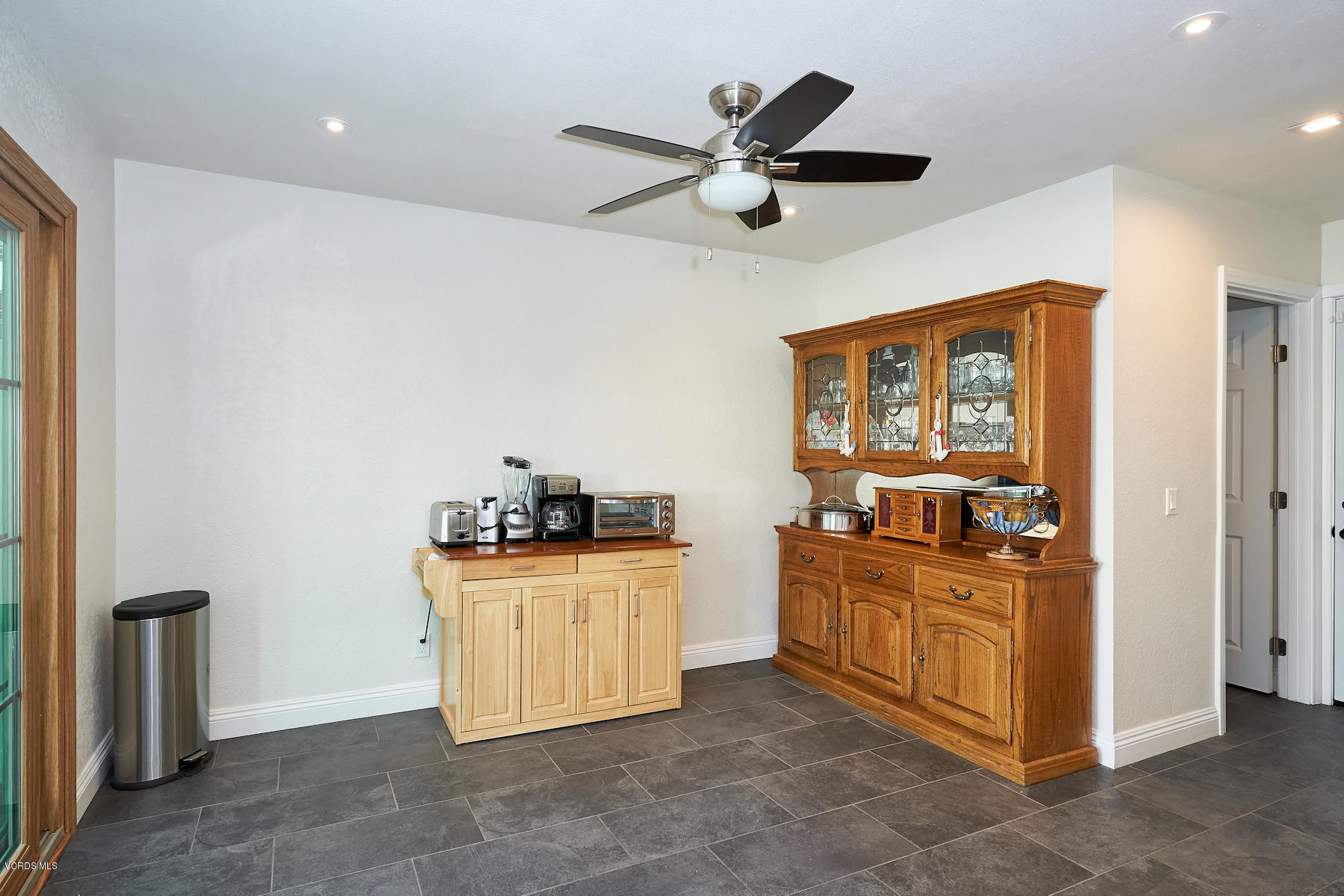 2310 Hampton Avenue Simi Valley, CA 93063 - Photo 18 of 36 2310 Hampton Ave Simi Valley MLS_Dewing