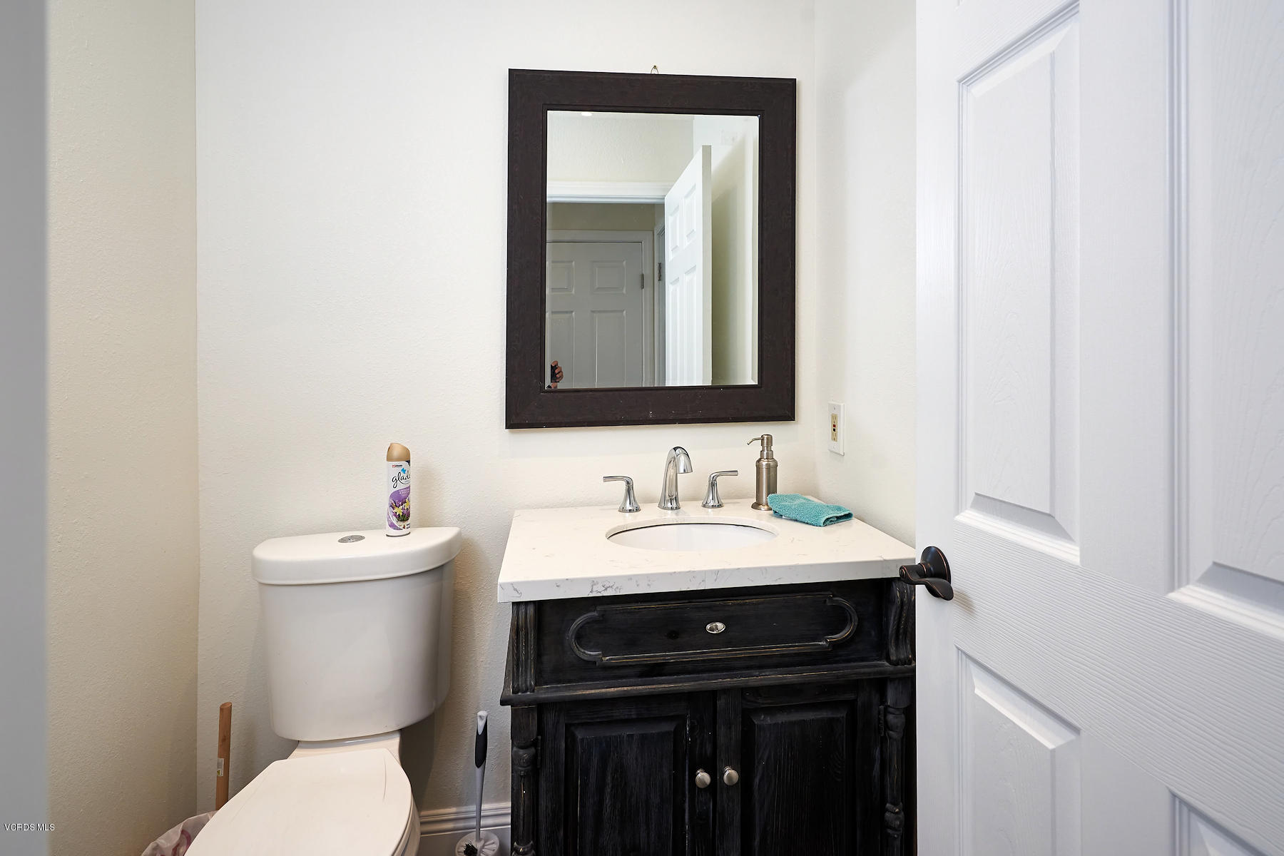 2310 Hampton Avenue Simi Valley, CA 93063 - Photo 20 of 36 2310 Hampton Ave Simi Valley MLS_Dewing