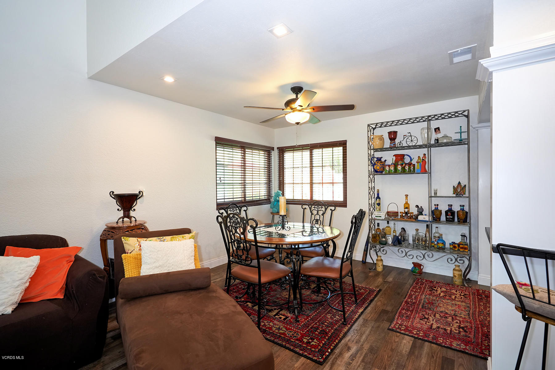 2310 Hampton Avenue Simi Valley, CA 93063 - Photo 10 of 36 2310 Hampton Ave Simi Valley MLS_Dewing
