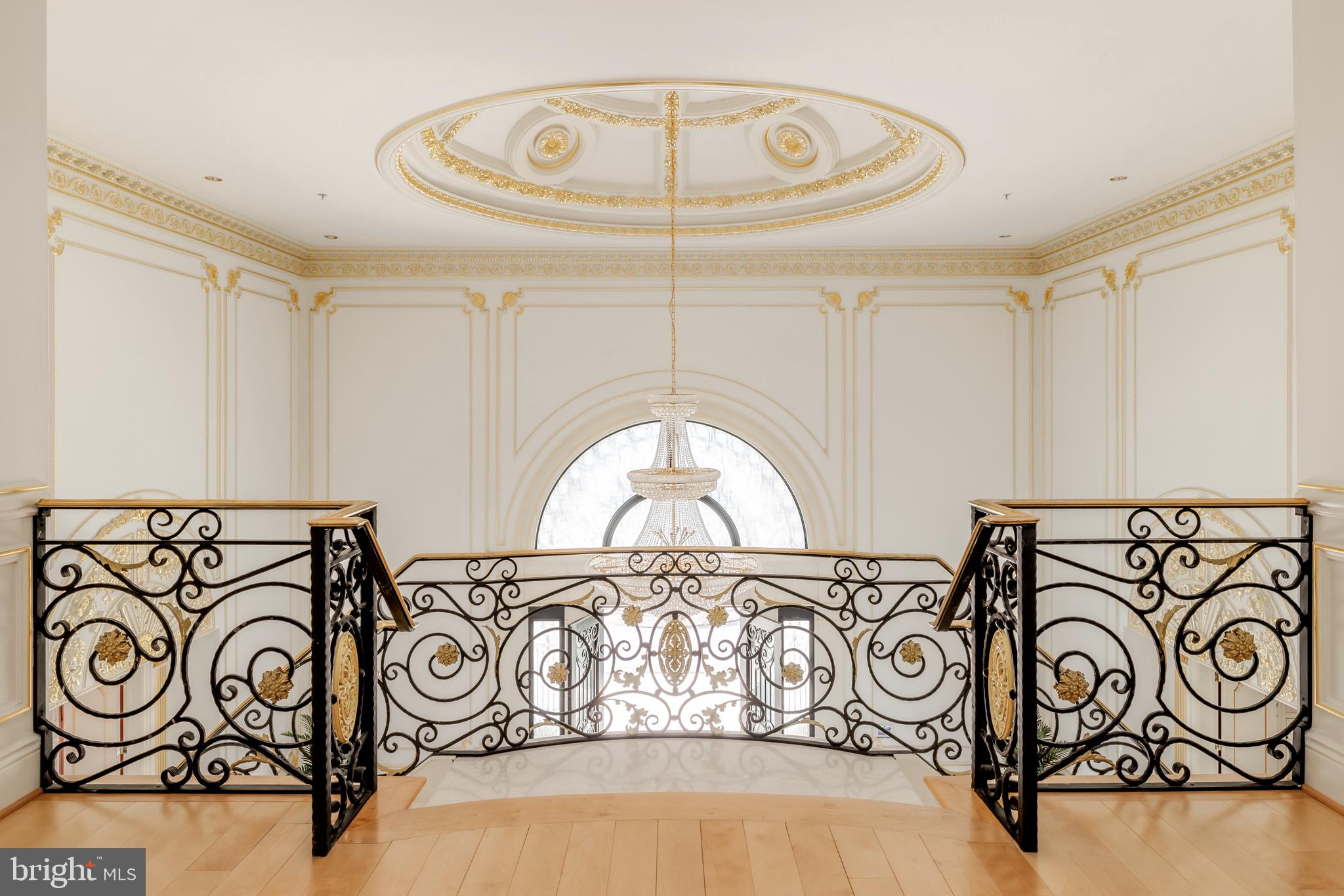 9431 Newbridge Drive Potomac, MD 20854 - Photo 34 of 50 a view of entryway