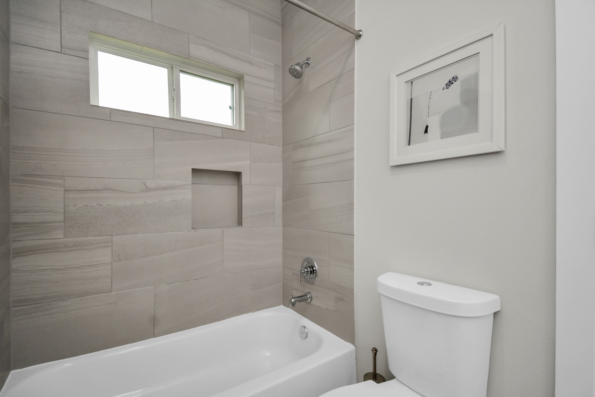 2504 West Tidwell Road, Unit E Houston, TX 77091 - Photo 25 of 35