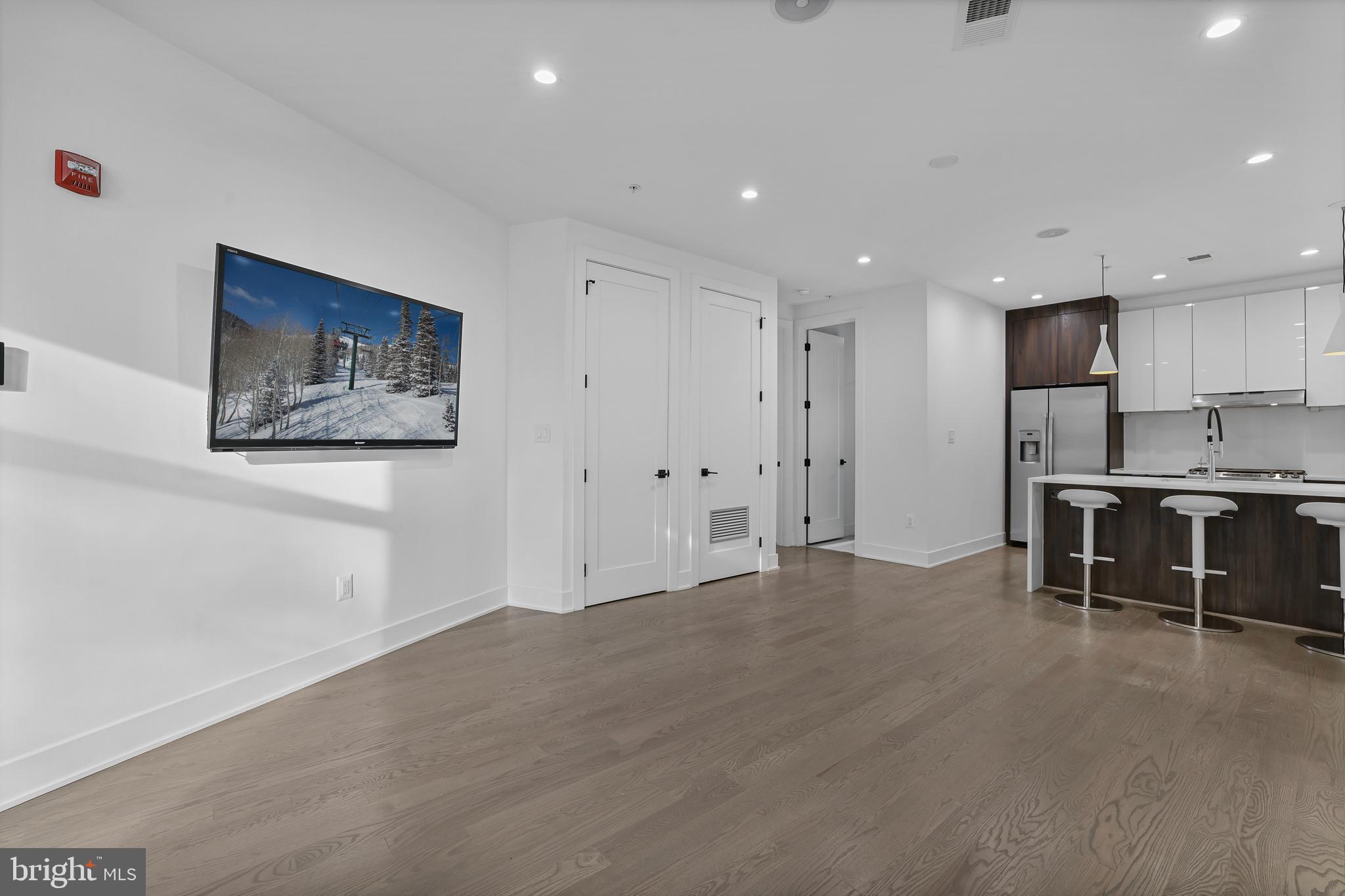 1220 Potomac Avenue Southeast, Unit 3 Washington, DC 20003 - Photo 3 of 26
