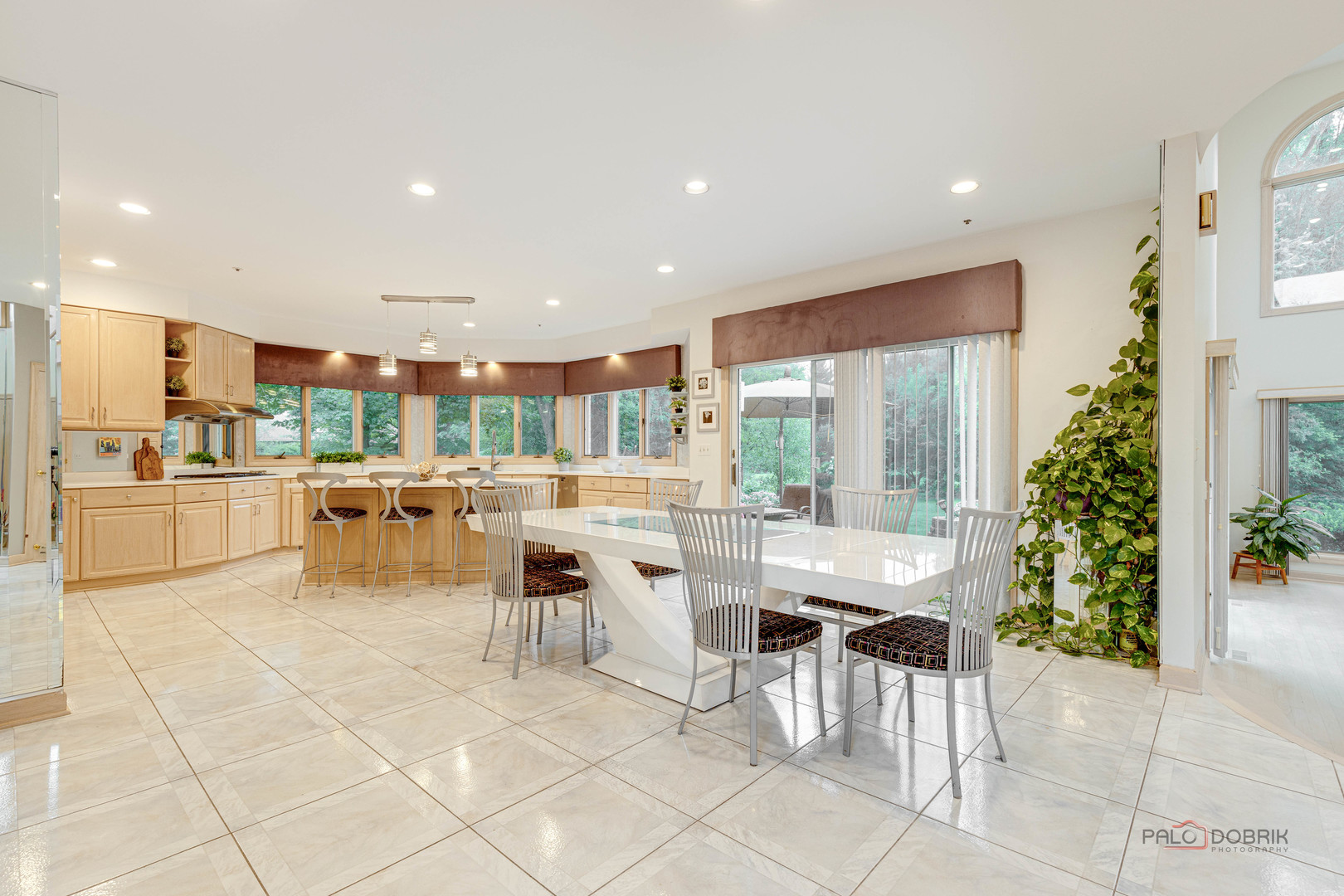2329 Coach Road Long Grove, IL 60047 - Photo 13 of 56