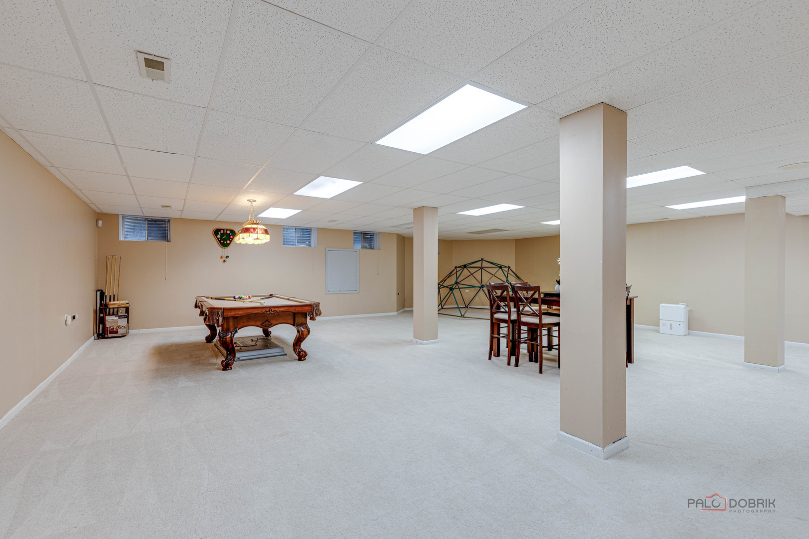 2329 Coach Road Long Grove, IL 60047 - Photo 30 of 56 a lobby with furniture and a table