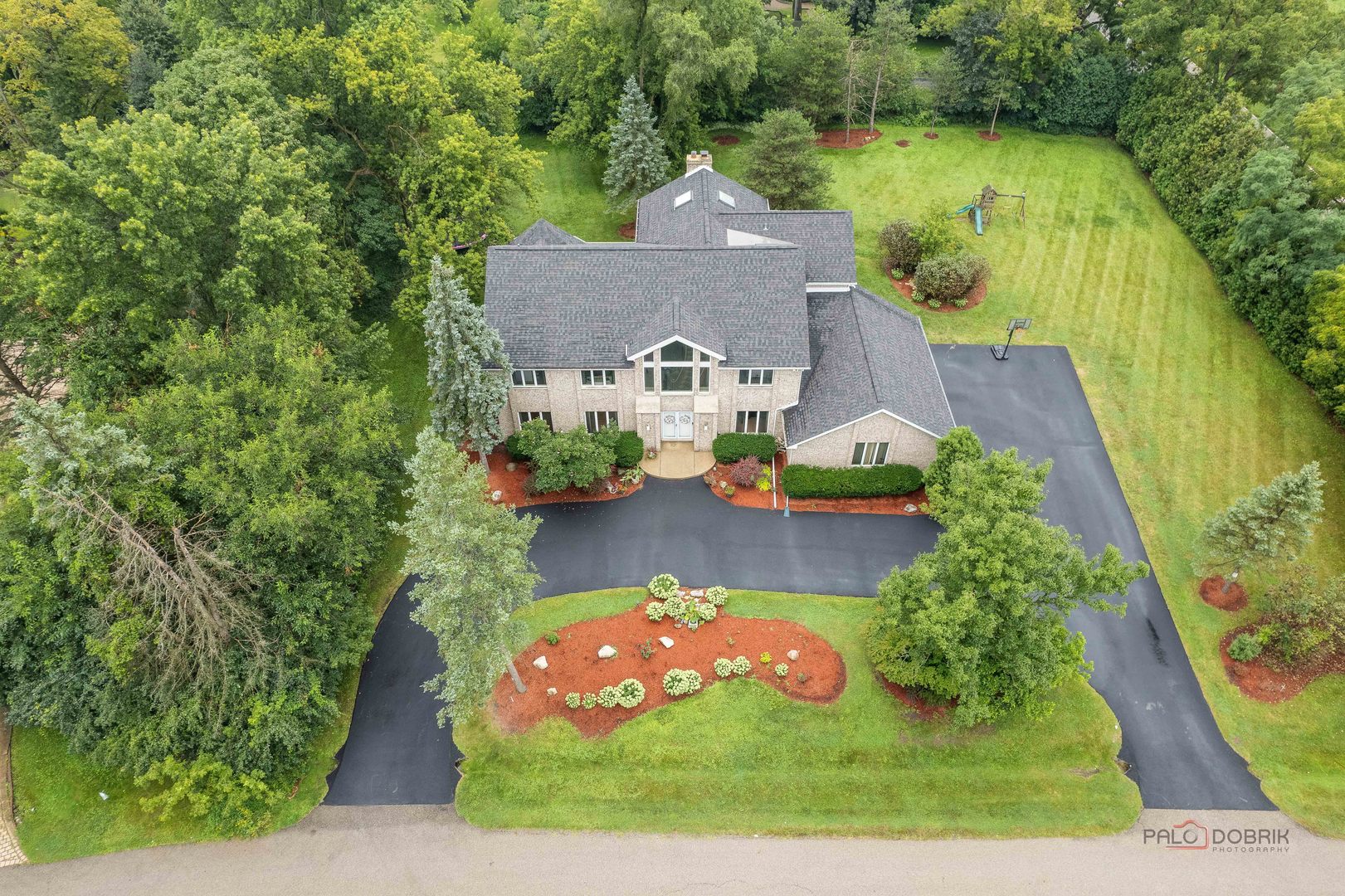 2329 Coach Road Long Grove, IL 60047 - Photo 43 of 56 an aerial view of a house