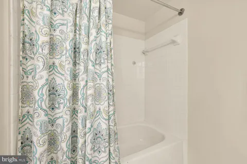 $399,000 | 4808 Moorland Lane, Unit 1102, Bethesda, MD 20814