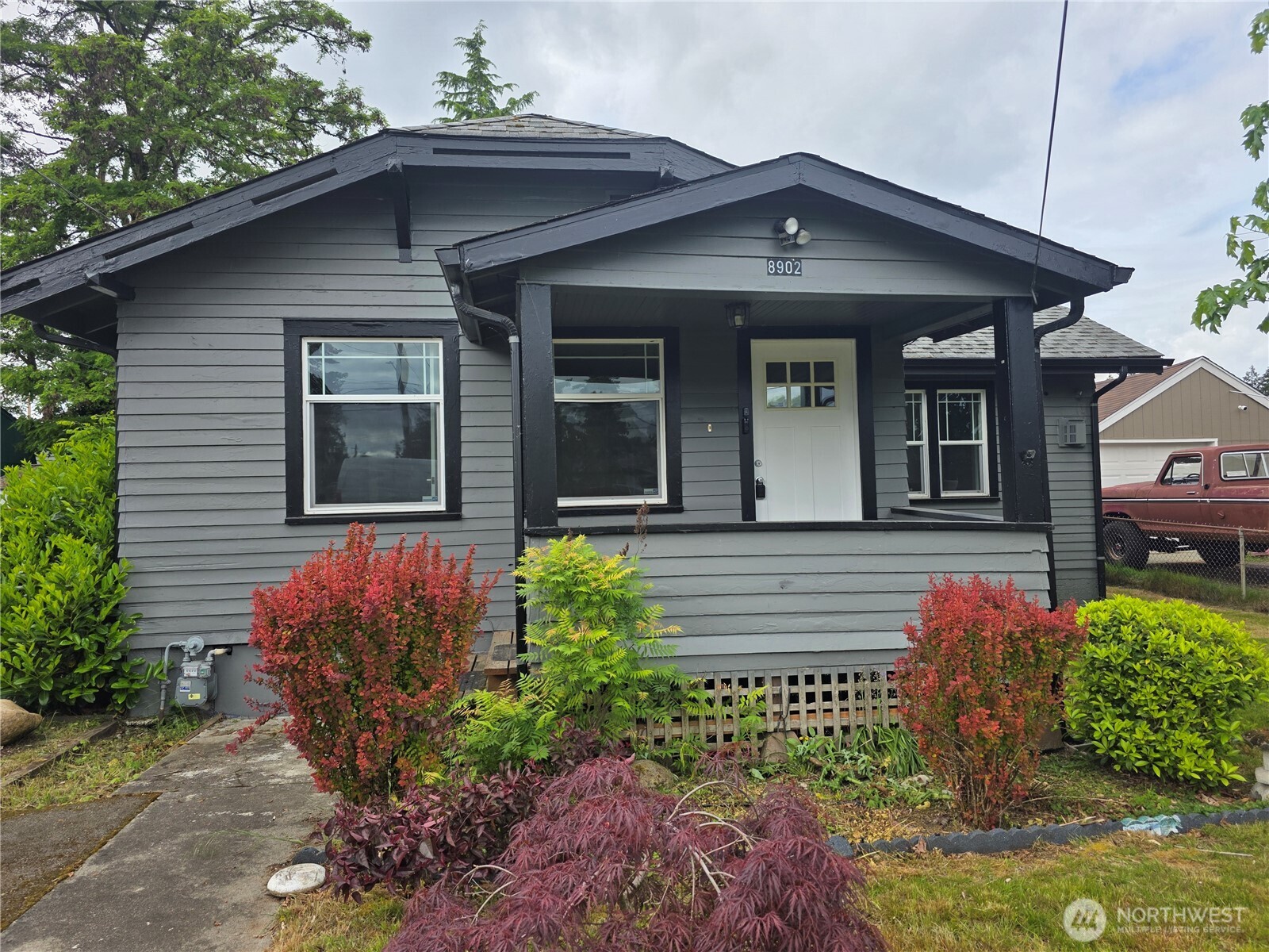 8902 Forest Road Southwest Lakewood, WA 98498 - Photo 1 of 25