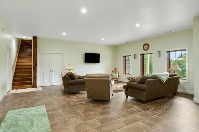 $1,100,000 | 93 Grand Vista Drive, Dunlap, TN 37327