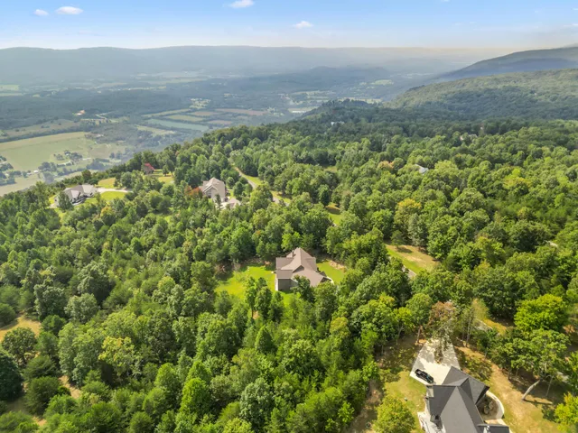 $1,100,000 | 93 Grand Vista Drive, Dunlap, TN 37327