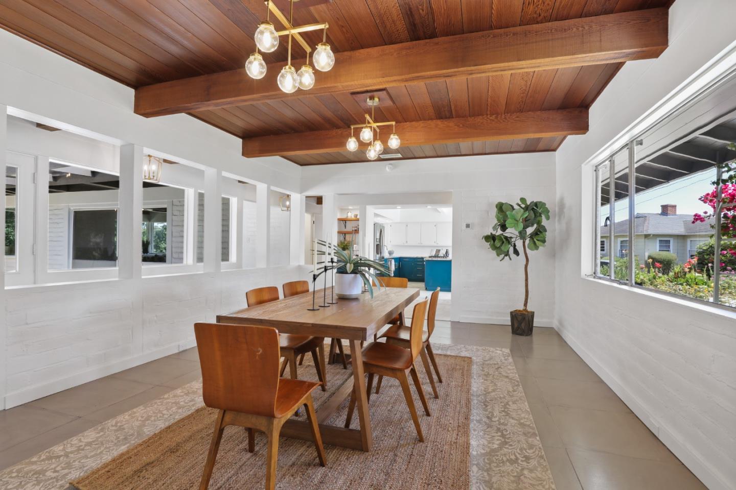 165 Riker Terrace Salinas, CA 93901 - Photo 5 of 17 Gallery Image 5