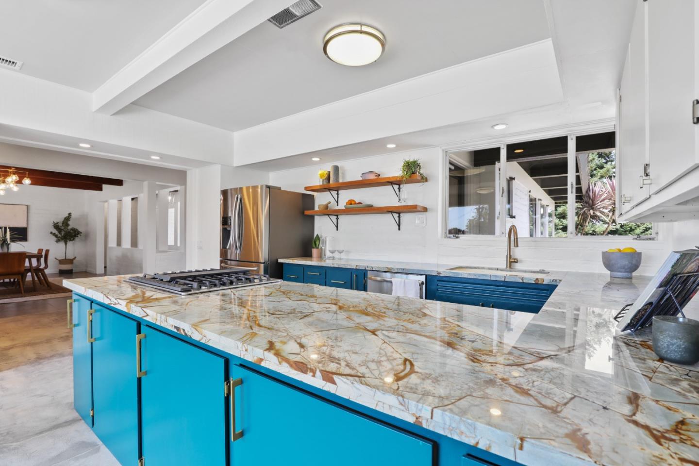 165 Riker Terrace Salinas, CA 93901 - Photo 6 of 17 Gallery Image 6