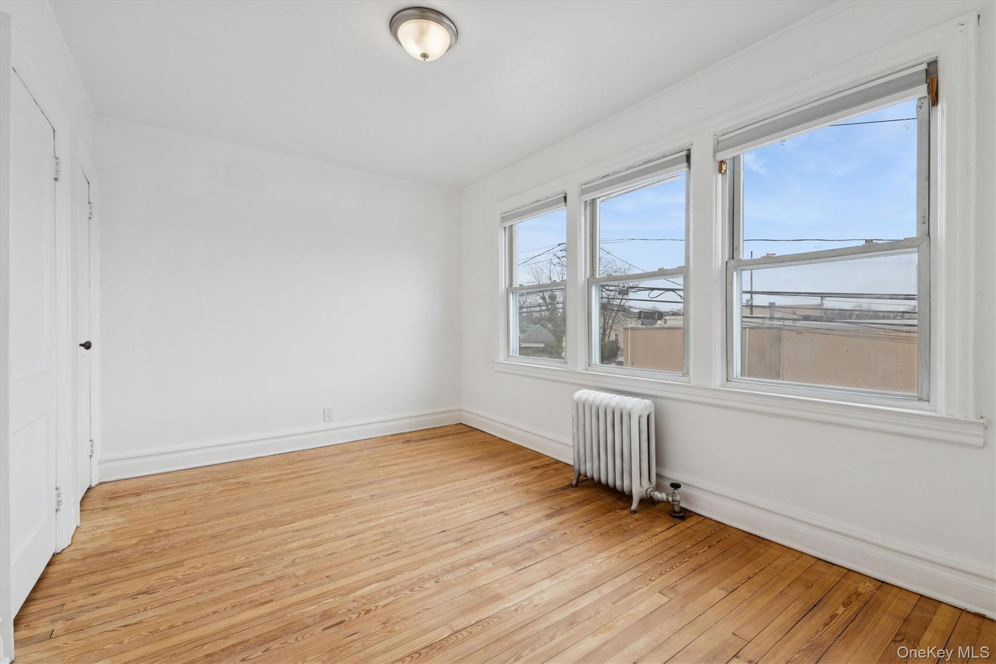 46 Benedict Avenue Valley Stream, NY 11580 - Photo 13 of 30