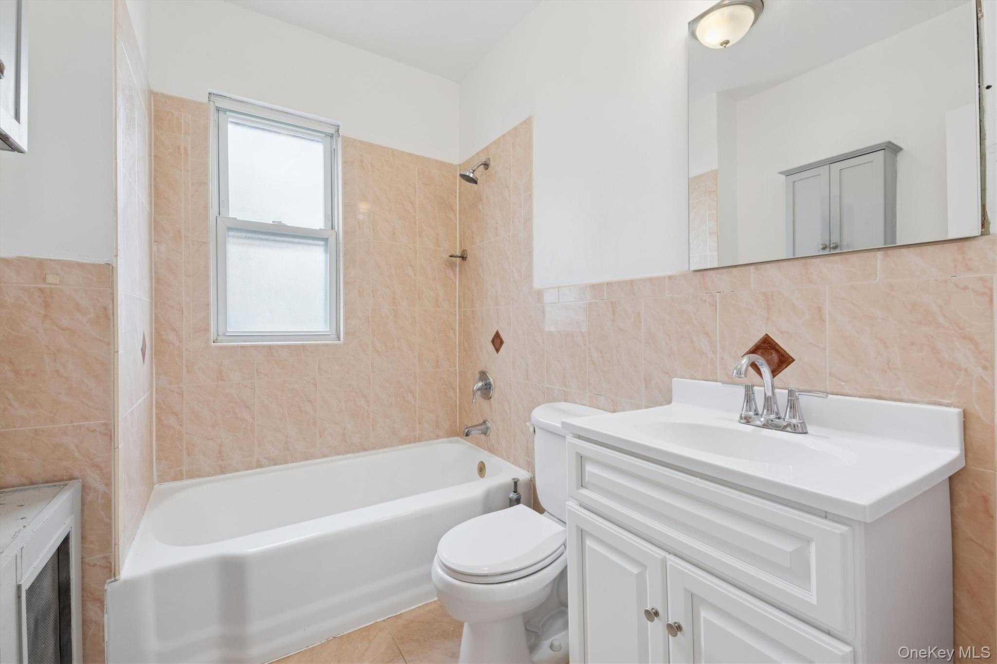 46 Benedict Avenue Valley Stream, NY 11580 - Photo 18 of 30