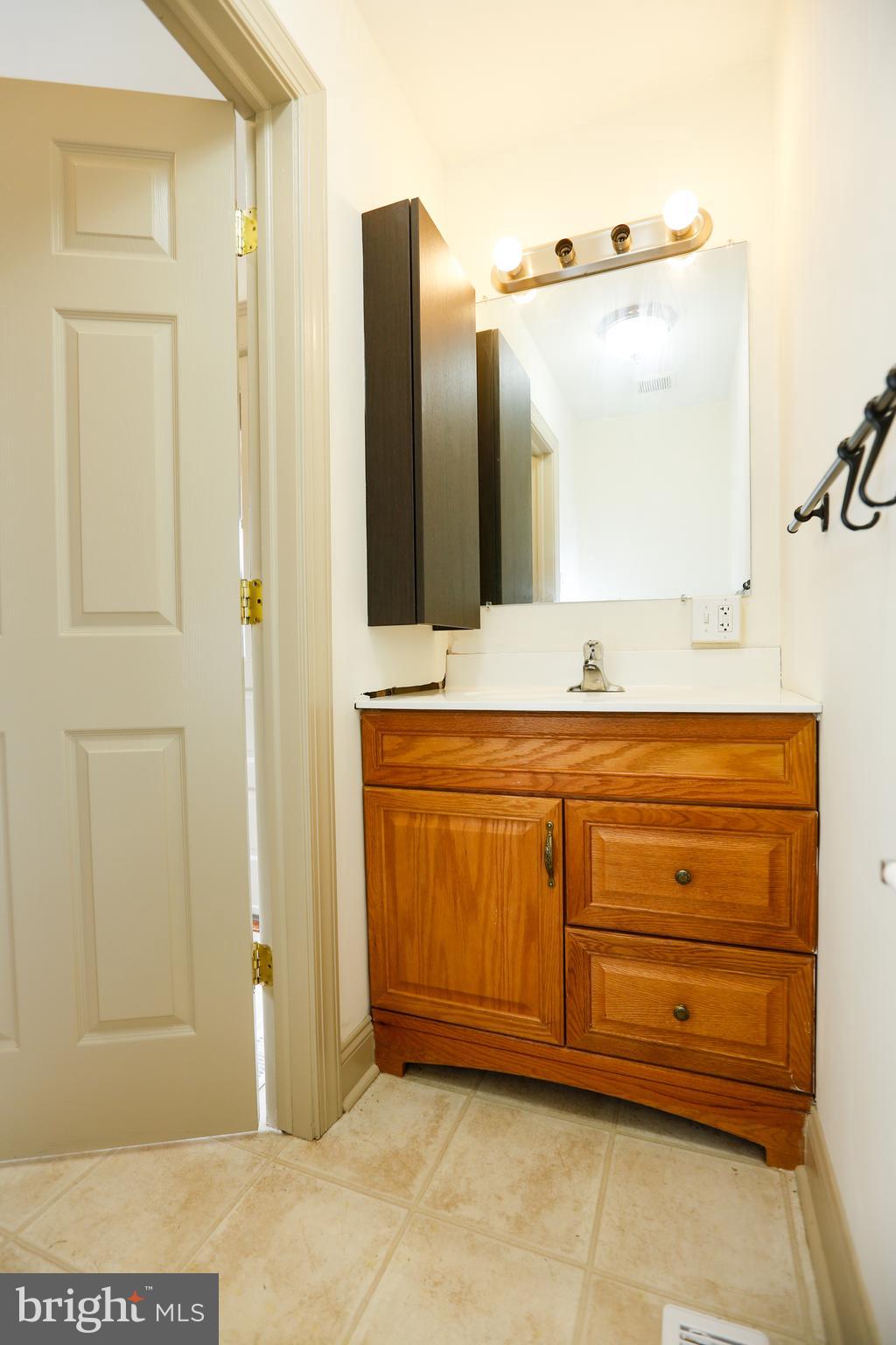 2424 East County Line Road Ardmore, PA 19003 - Photo 13 of 33 1st floor powder room
