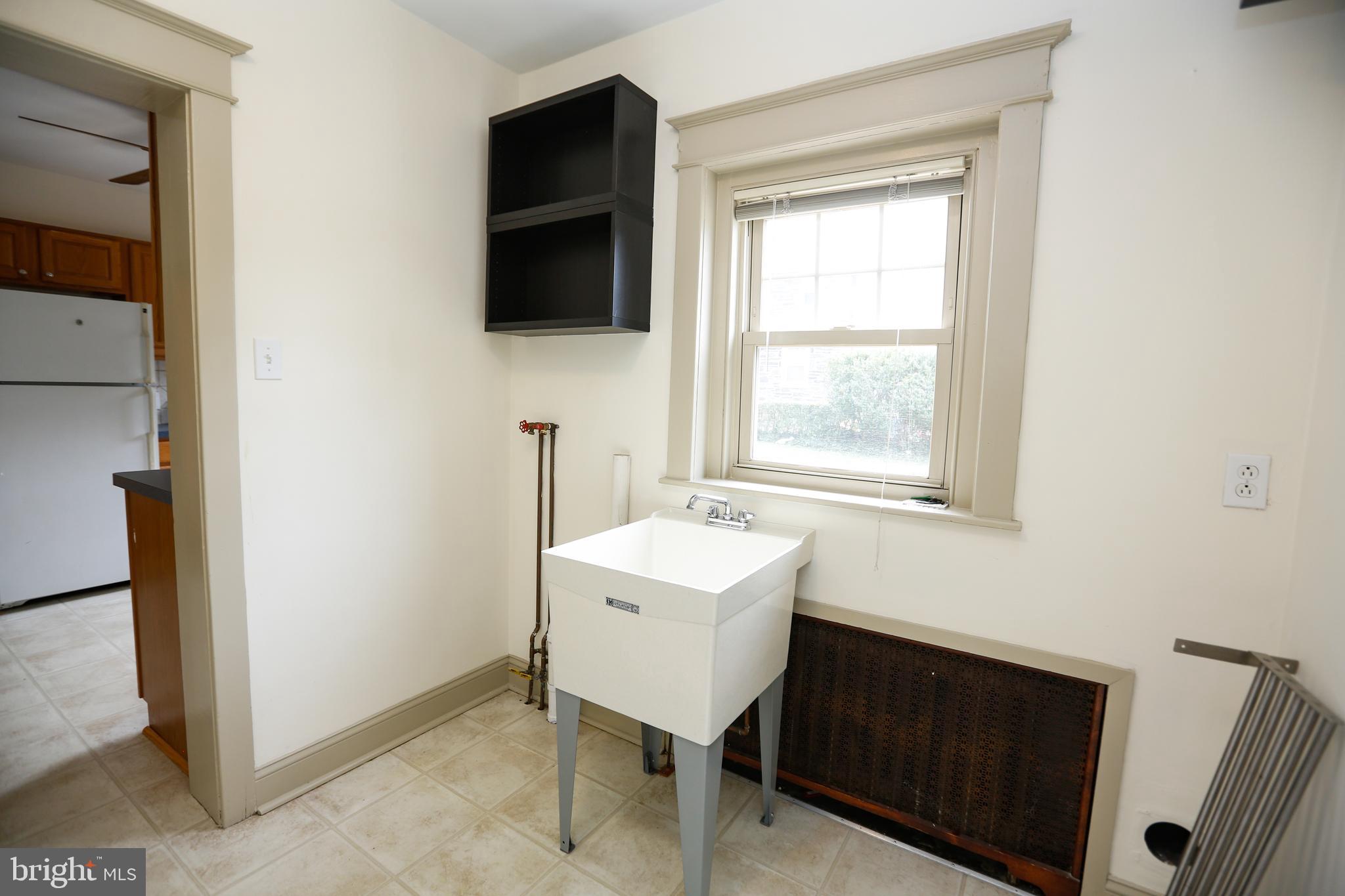 2424 East County Line Road Ardmore, PA 19003 - Photo 14 of 33 1st floor laundry hook-up