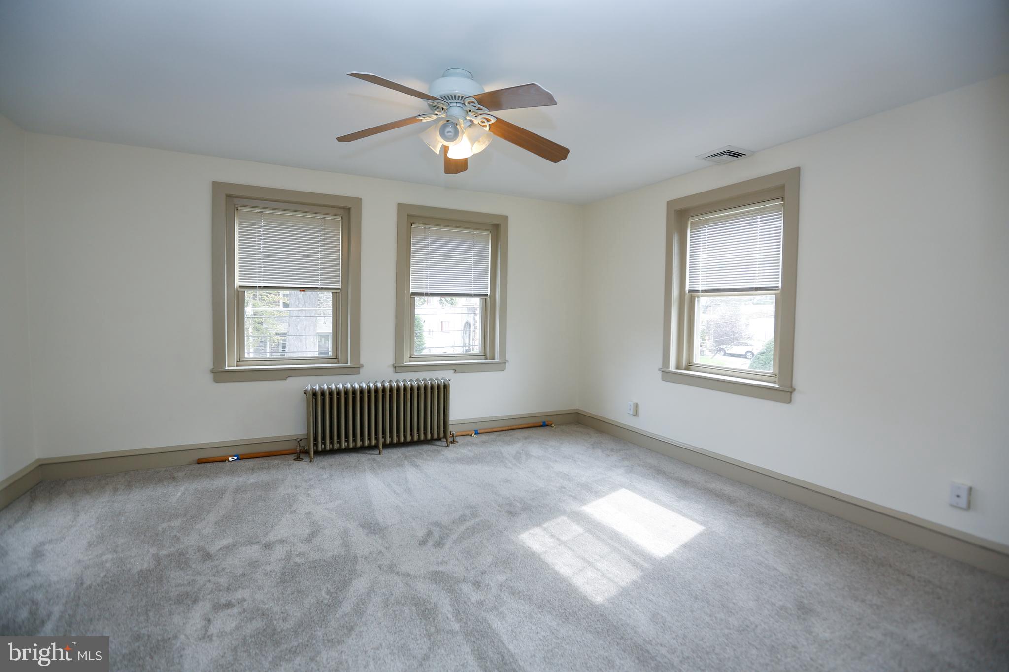 2424 East County Line Road Ardmore, PA 19003 - Photo 17 of 33 Bed 1