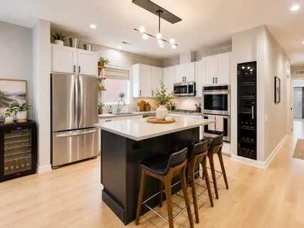 $865,000 | 321 North Jefferson Street, Unit 401, Chicago, IL 60661