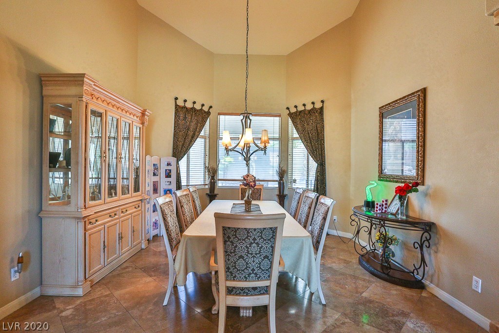 261 Chestnut Ridge Circle Henderson, NV 89012 - Photo 8 of 43 Gallery Image 8