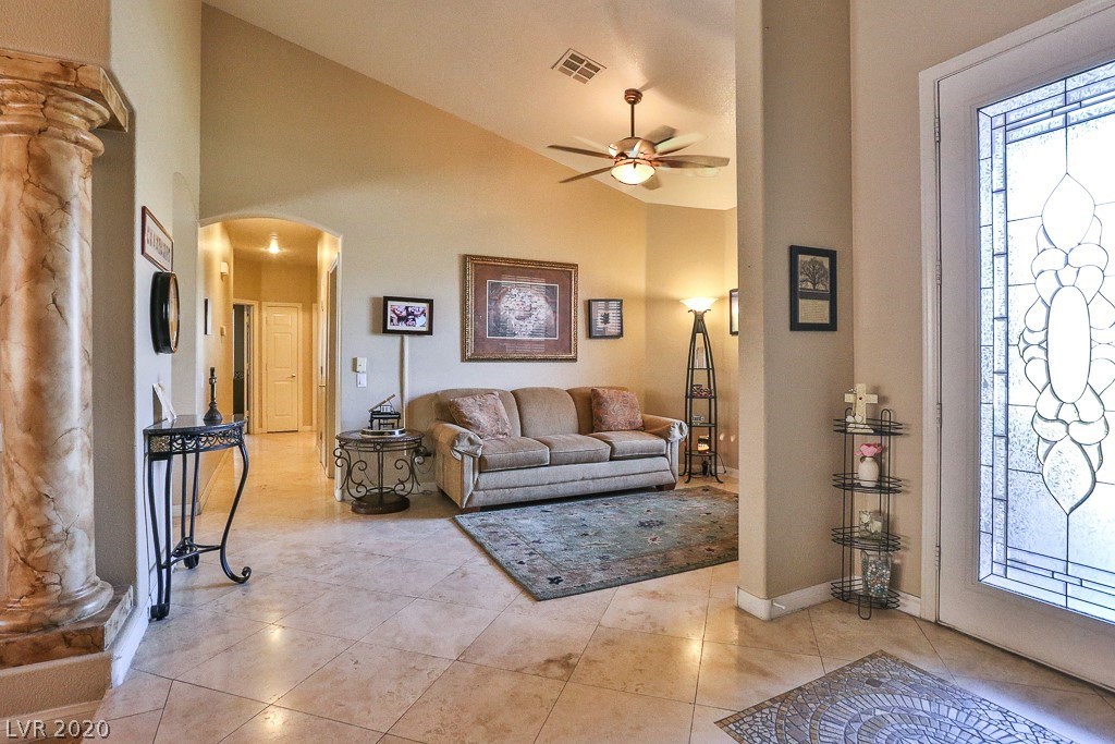 261 Chestnut Ridge Circle Henderson, NV 89012 - Photo 10 of 43 Gallery Image 10