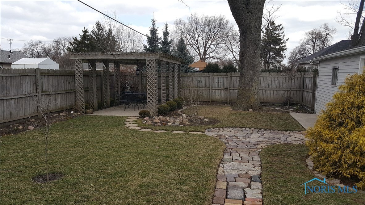 2139 Autokee Street Oregon, OH 43616 - Photo 23 of 26 Gallery Image 23