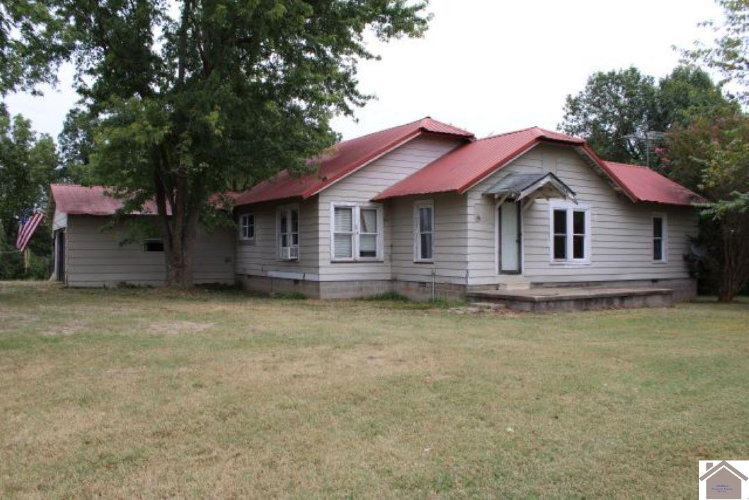 2618 Hudson Road Fulton, KY 42041 - Photo 3 of 3 house Front