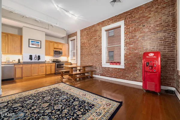 $255,000 | 116 Tipton Street, Unit 204, Johnson City, TN 37604