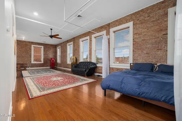 $255,000 | 116 Tipton Street, Unit 204, Johnson City, TN 37604