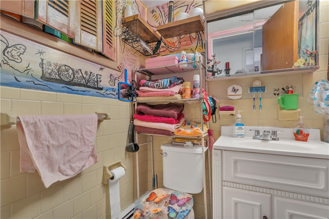 153 Central Avenue Pawtucket, RI 02860 - Photo 12 of 38