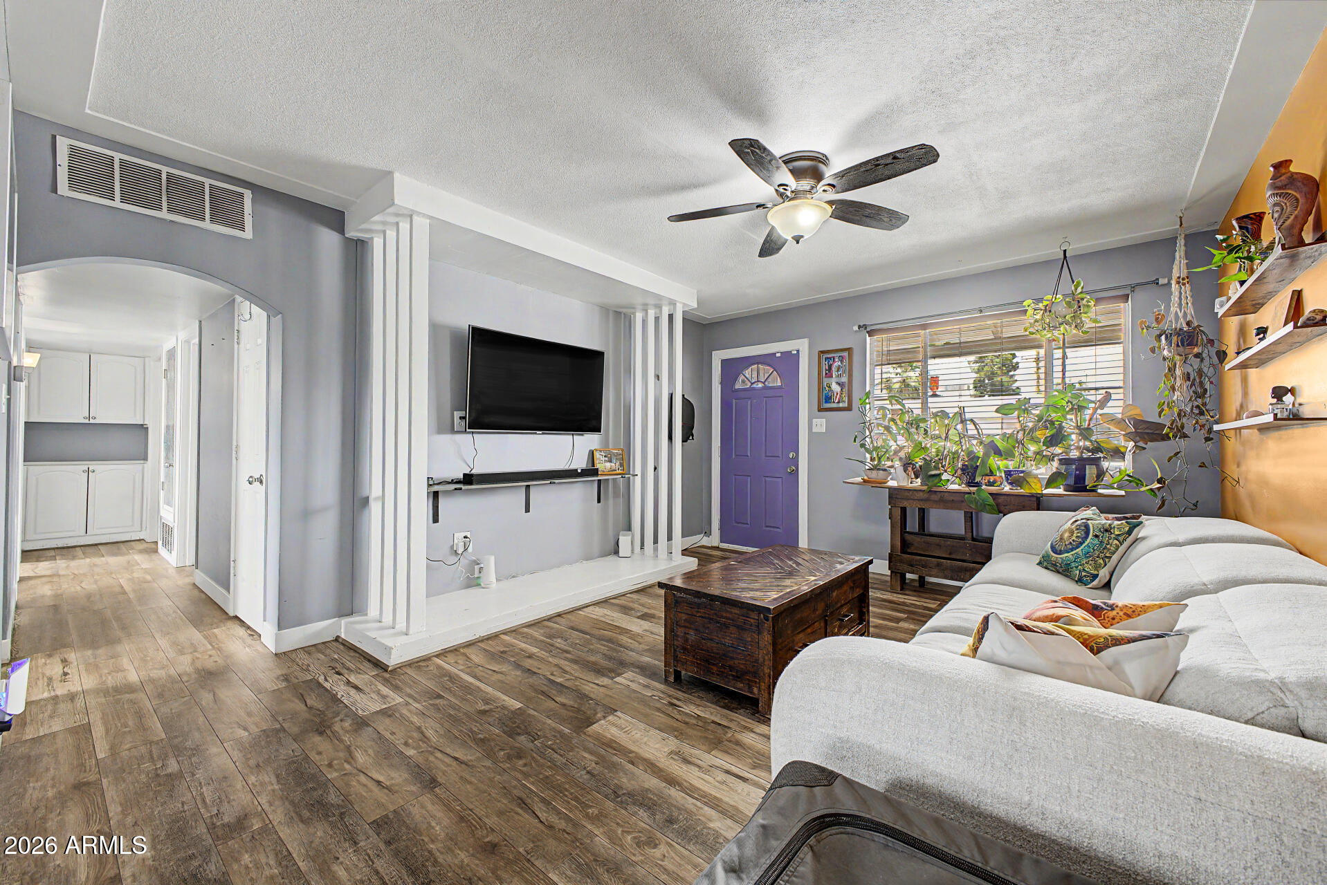 2037 West State Avenue Phoenix, AZ 85021 - Photo 7 of 26 09 - State 2037
