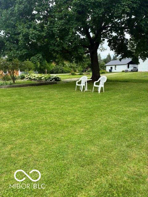1403 Madison Road Elwood, IN 46036 - Photo 3 of 24