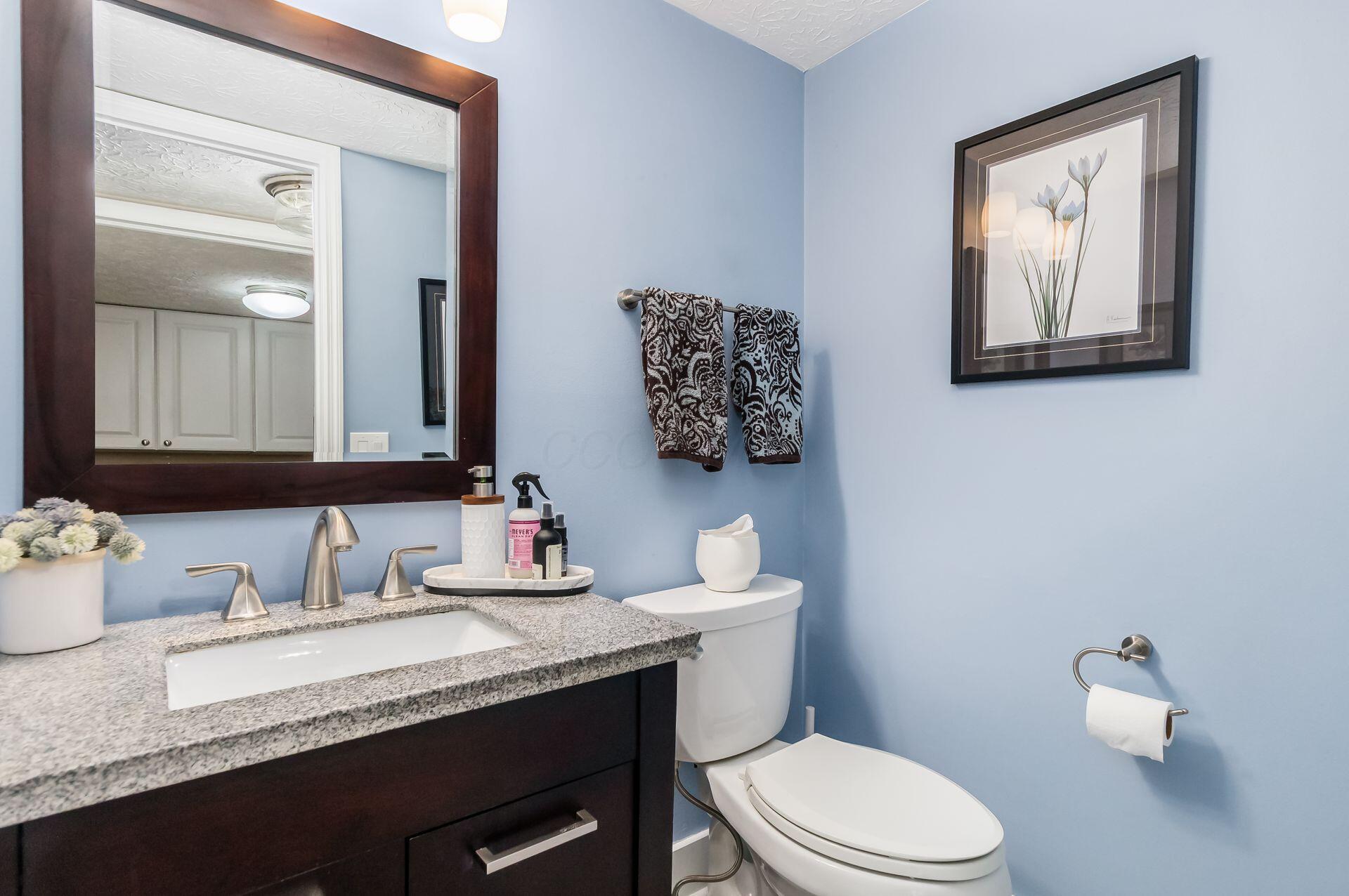 2881 Bohlen Drive Hilliard, OH 43026 - Photo 27 of 56 Half Bath