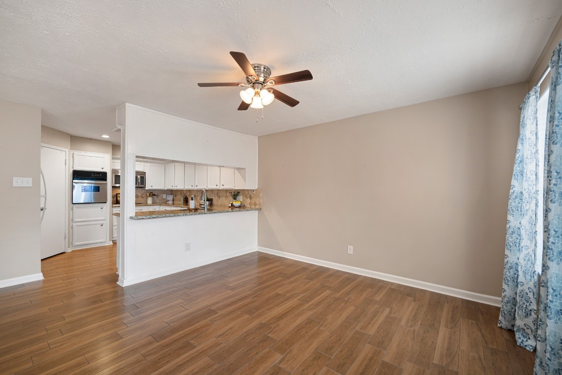 11566 South Kirkwood Road Houston, TX 77477 - Photo 12 of 29