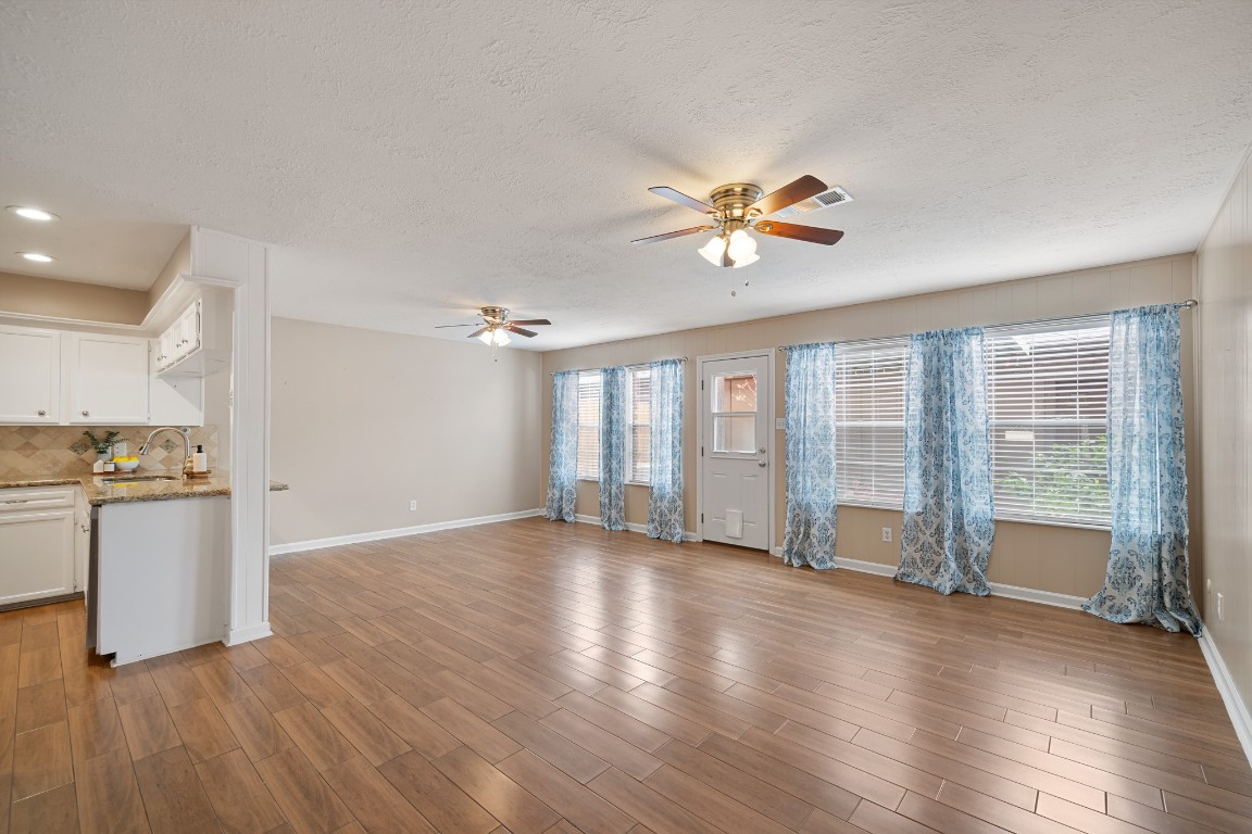 11566 South Kirkwood Road Houston, TX 77477 - Photo 16 of 29