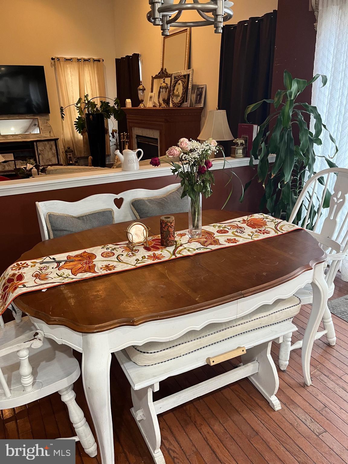 67 Lavender Drive Sewell, NJ 08080 - Photo 13 of 25 a room with furniture and wooden floor