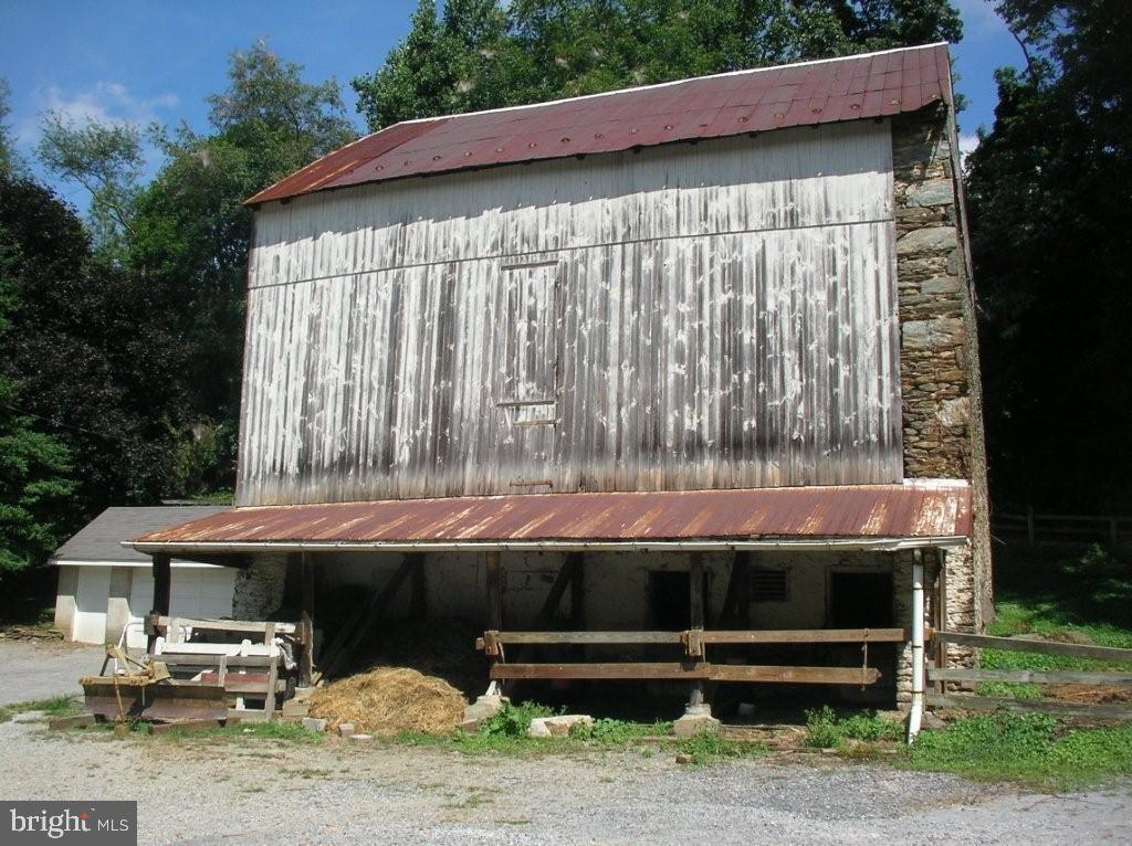 53 Walter Road Atglen, PA 19310 - Photo 3 of 12
