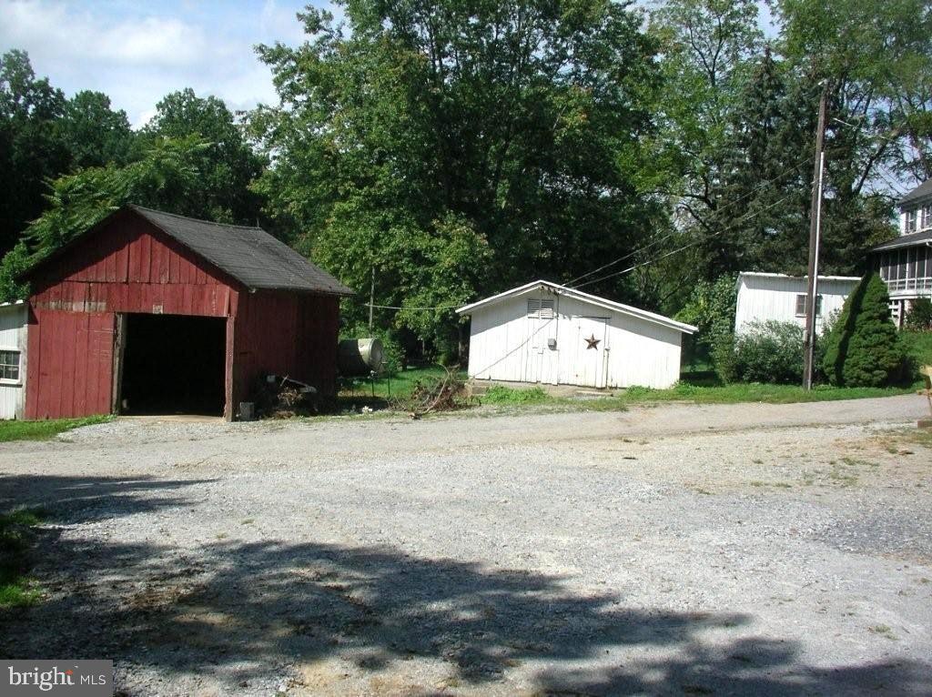 53 Walter Road Atglen, PA 19310 - Photo 4 of 12