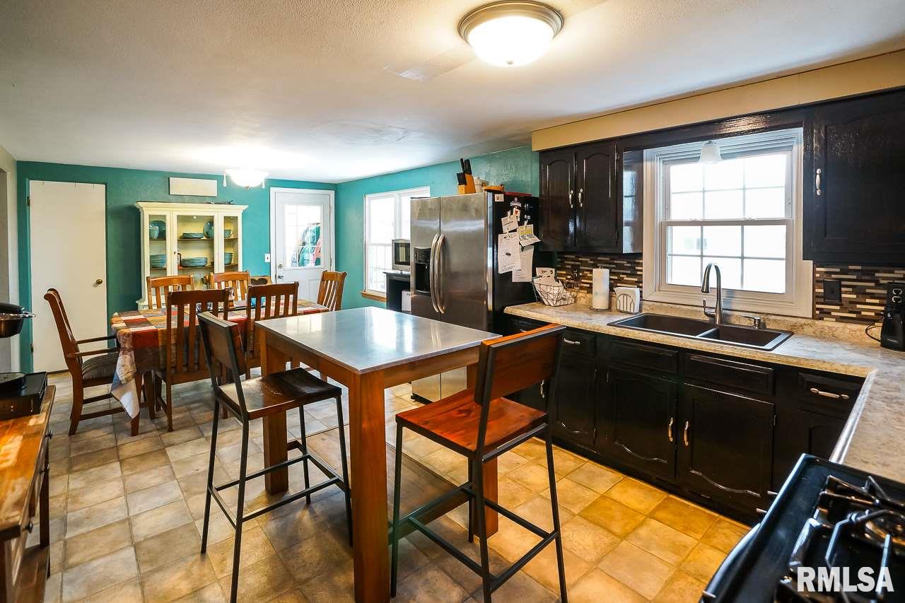 7418 Myrtle Street Manito, IL 61546 - Photo 11 of 36 Gallery Image 11
