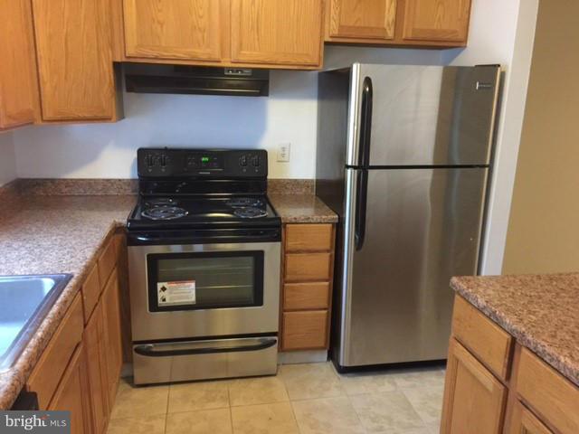 15615 Dorset Road, Unit 99 Laurel, MD 20707 - Photo 2 of 14 Kitchen