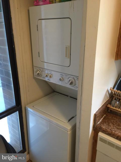 15615 Dorset Road, Unit 99 Laurel, MD 20707 - Photo 4 of 14 Laundry
