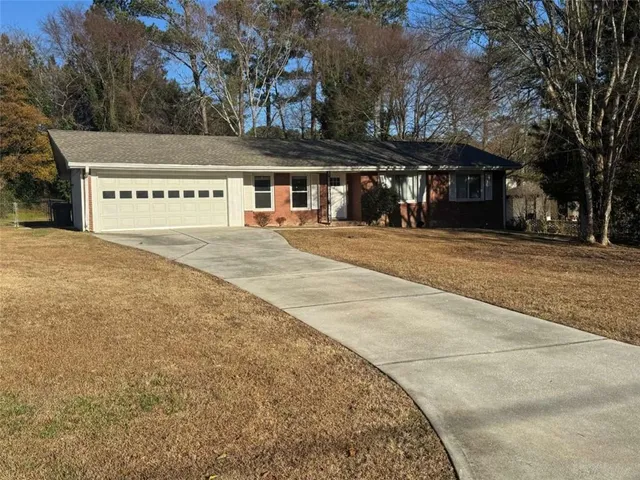 $1,695 | 437 Lockridge Lane, Lawrenceville, GA 30046