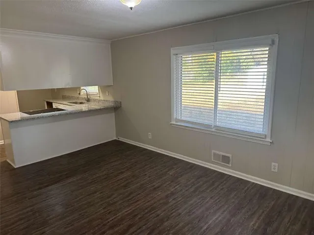 $1,695 | 437 Lockridge Lane, Lawrenceville, GA 30046