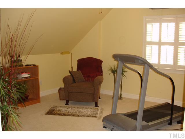 1921 Torrington Street Raleigh, NC 27615 - Photo 21 of 25 Use as an office, bedroom or another rec room.