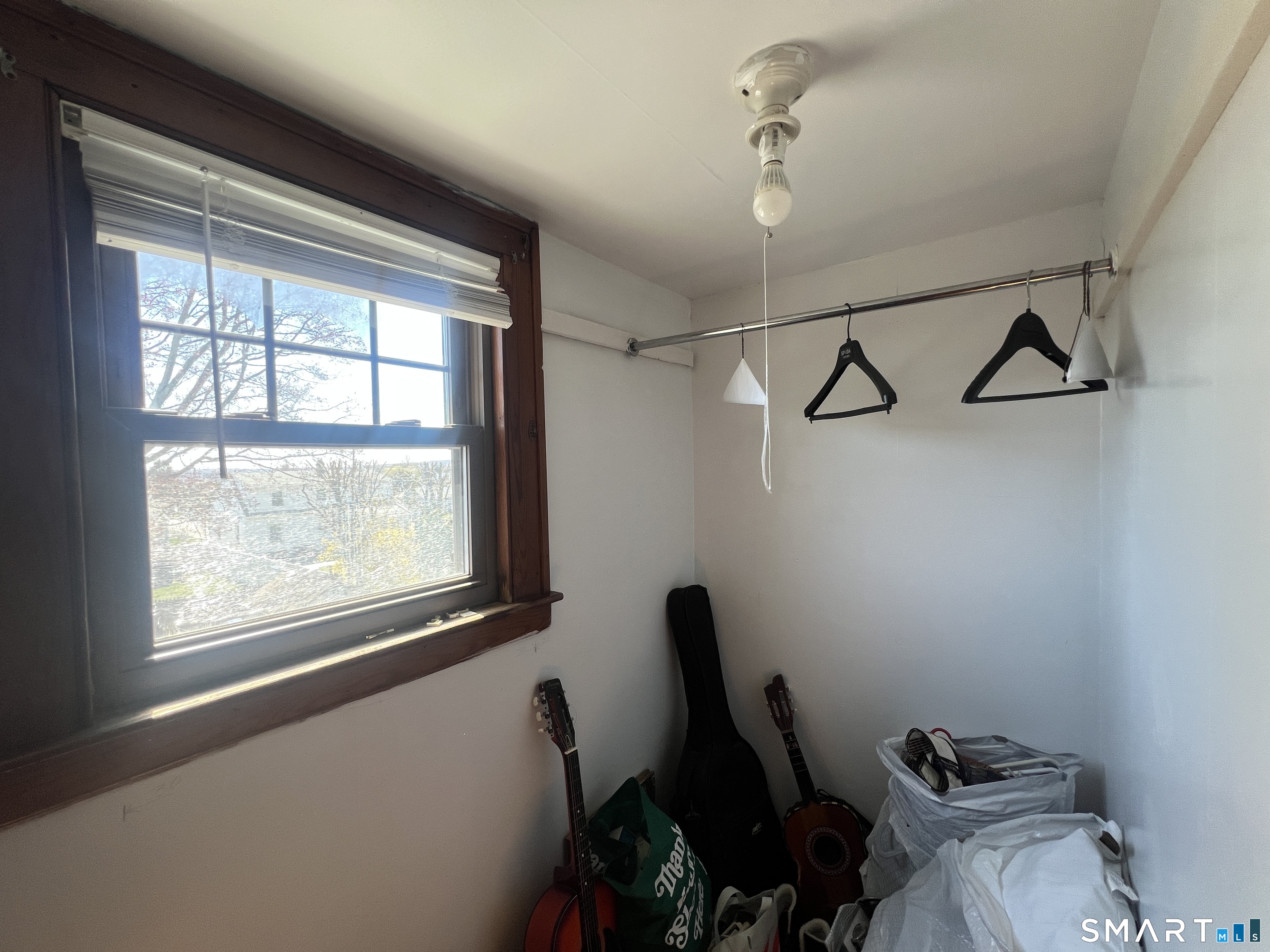 755 Congress Avenue Waterbury, CT 06708 - Photo 24 of 36