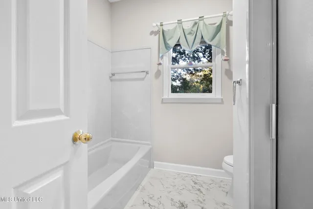 $925,000 | 791 Hickory Ridge Drive, Hernando, MS 38632