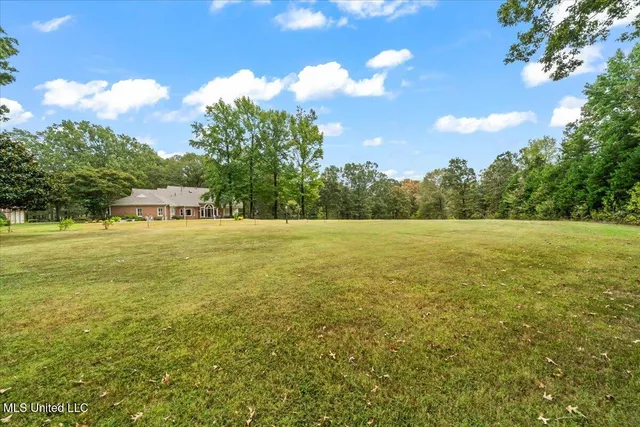 $925,000 | 791 Hickory Ridge Drive, Hernando, MS 38632