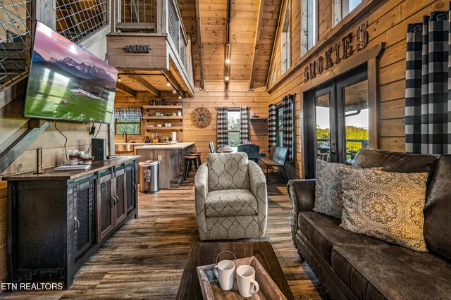 $1,089,900 | 1606 Dove Wing Way, Sevierville, TN 37862