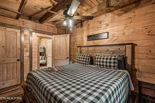 $1,089,900 | 1606 Dove Wing Way, Sevierville, TN 37862