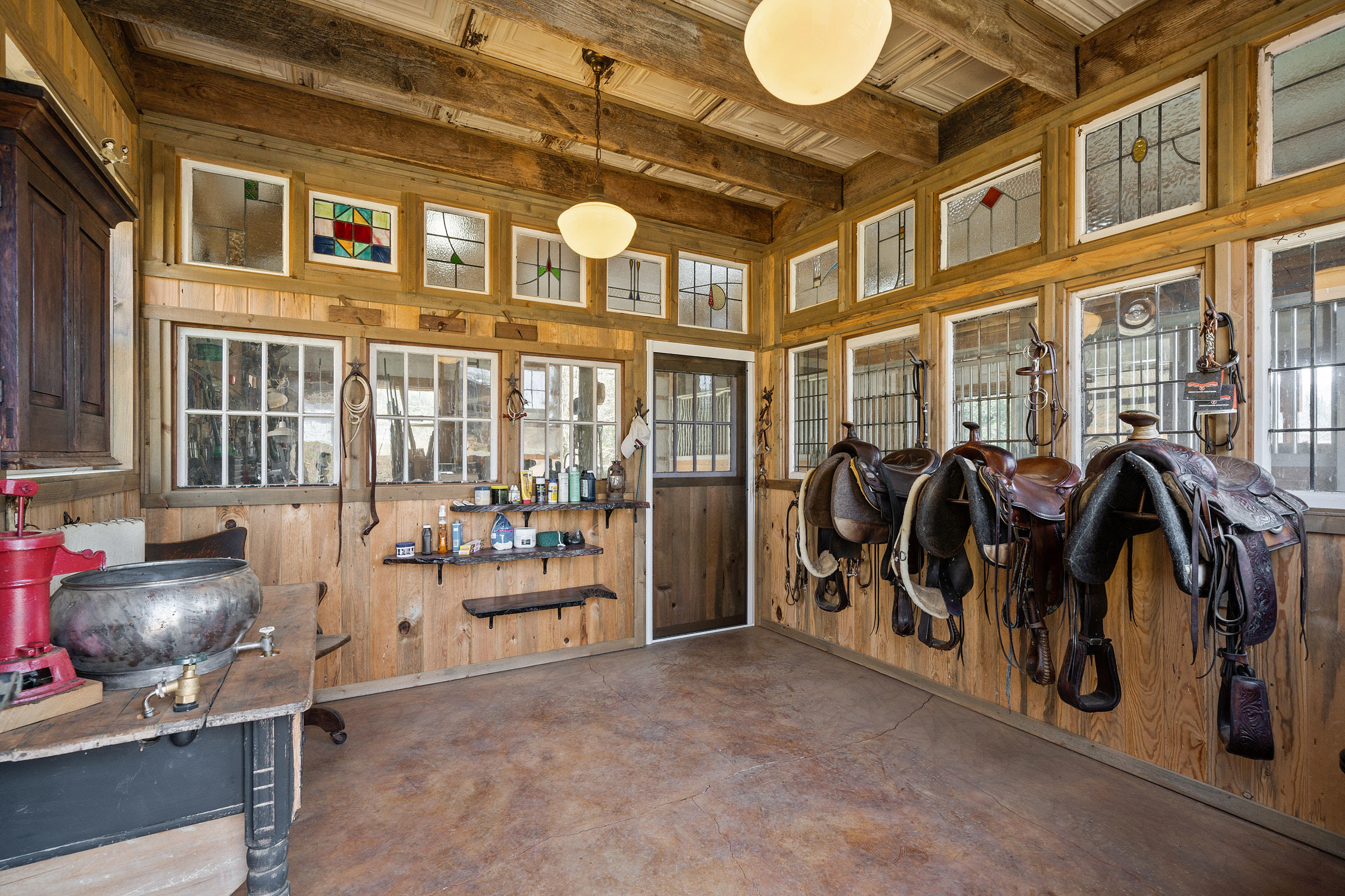 31650 Blaine Road Beaver, OR 97108 - Photo 38 of 49 Tack room