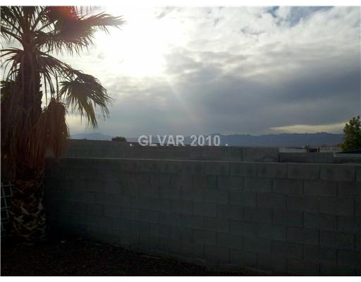 4345 Ranch Foreman Road North Las Vegas, NV 89032 - Photo 9 of 10 View.